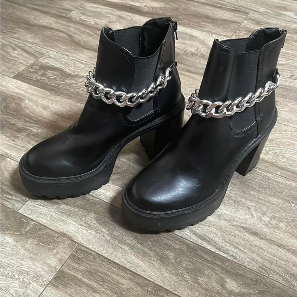 Madden Girl Boots
